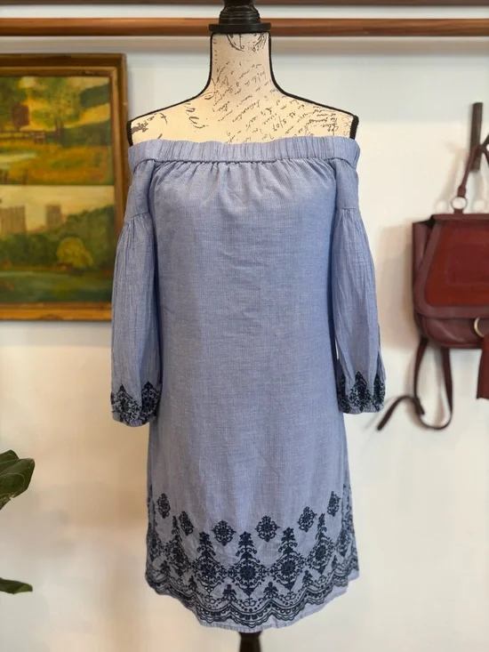 Vince Camuto Light Blue One-Shoulder Embroidered Shift Dress - Picture 1 of 7